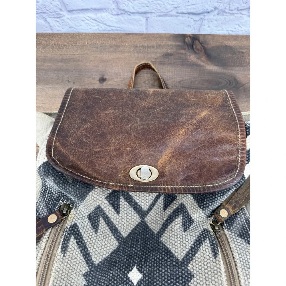 NWT Myra Felicity Backpack Canvas and Leather Myra Bag Felicity Backpack Upcycled Canvas Leather Rug  main image 4